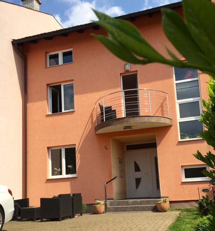 זאגרב Apartments Corina מראה חיצוני תמונה
